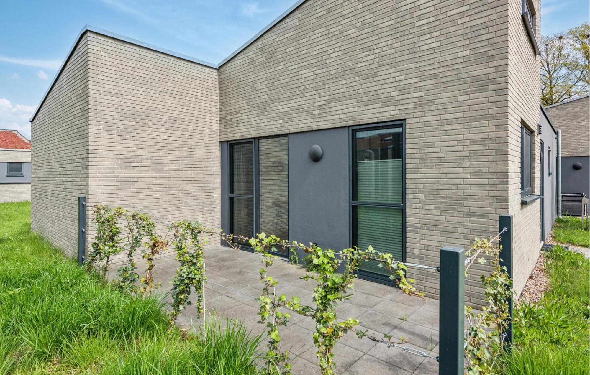 Awesome Home In Lembruch-Duemmer See With Kitchen Zewnętrze zdjęcie